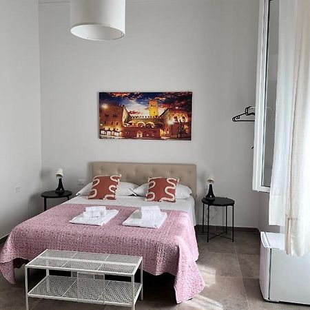 Capodilucca40 Hotel Bologna Ngoại thất bức ảnh