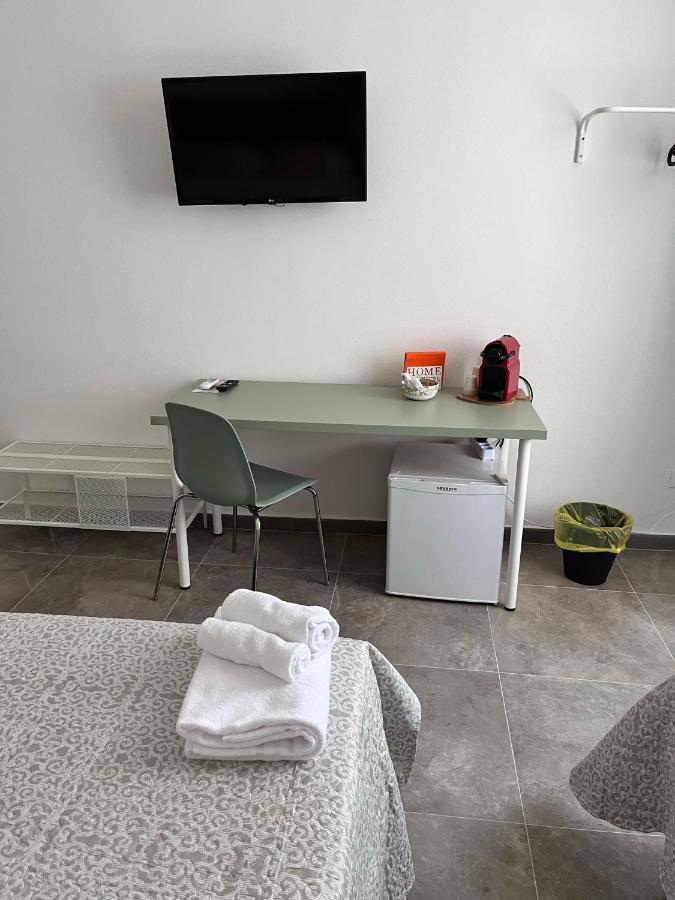 Capodilucca40 Hotel Bologna Ngoại thất bức ảnh